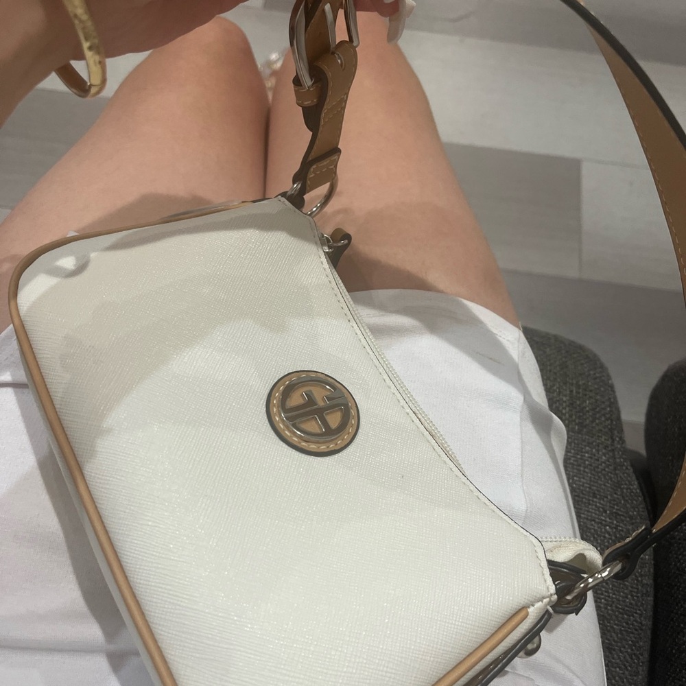 Elegant White Crossbody Bag